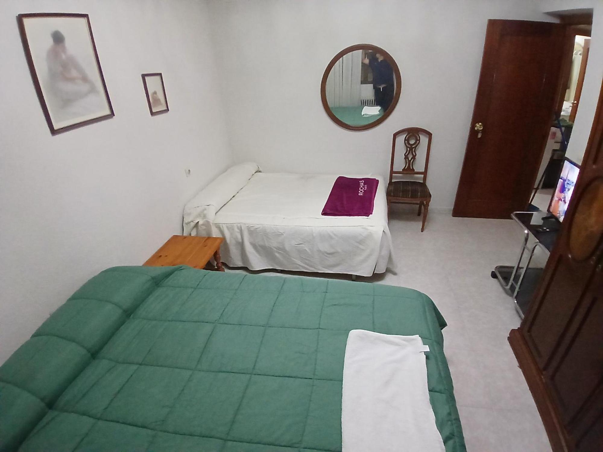 Habitacion Privada Familiar Toledo Exteriör bild